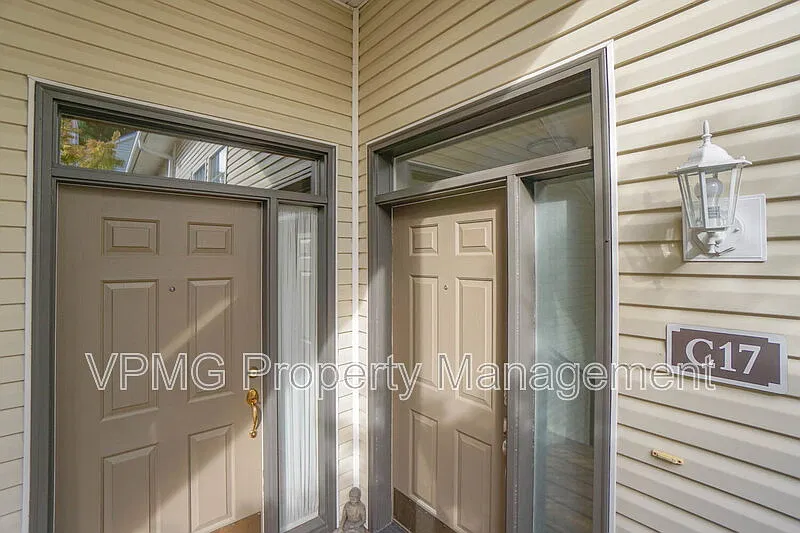 2 bed, 2.0 bath, 1045 sqft, $1,895 — Photo 4
