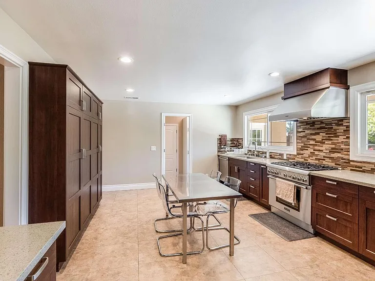 12371 Saraglen Dr — Photo 12
