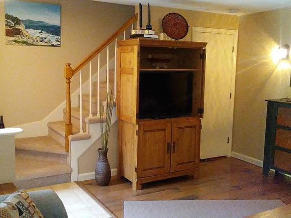 5th image of 41 Marigold Cir