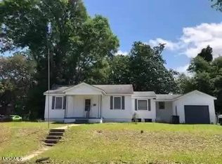 1632 Terrace Dr, Gulfport, MS 39501