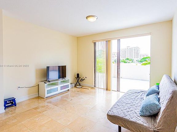 3rd image of 1650 Galiano St APT 307