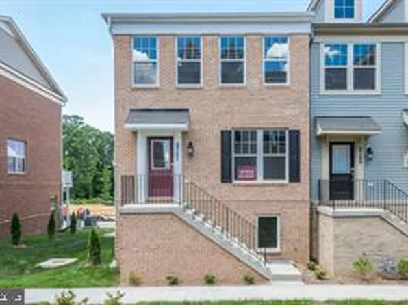 9787 Kilt Pl, Waldorf, MD 20601