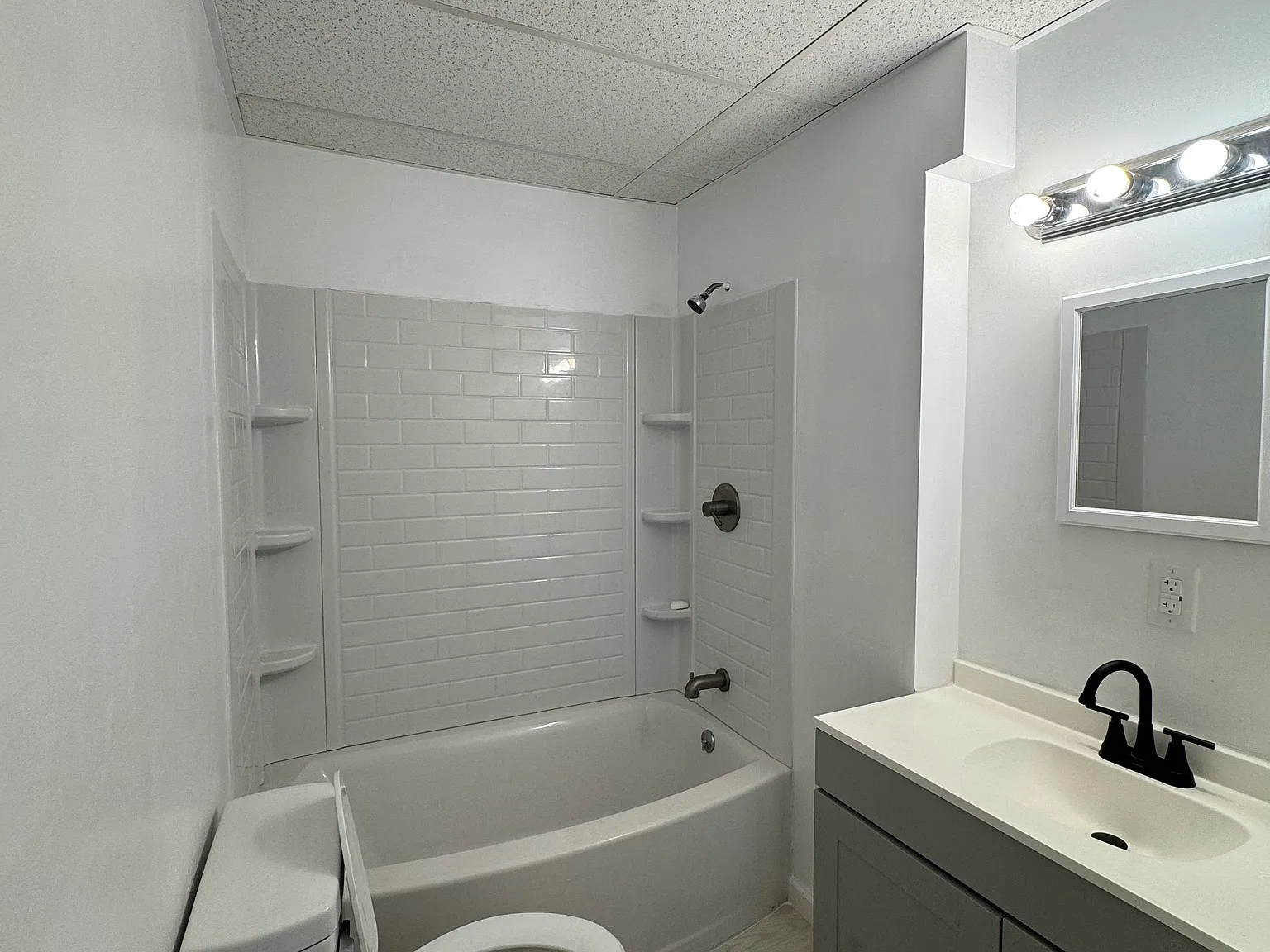 4325 Main St — Photo 4