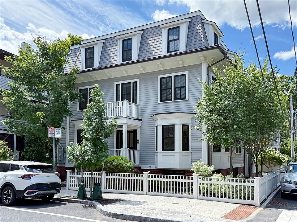 1st image of 35 Willard St