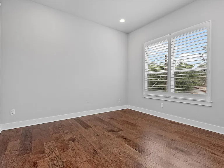 909 Oak St #C — Photo 28