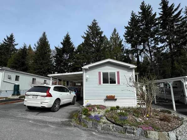 4116 Browning Rd #35, Sechelt, BC V7Z 0A3