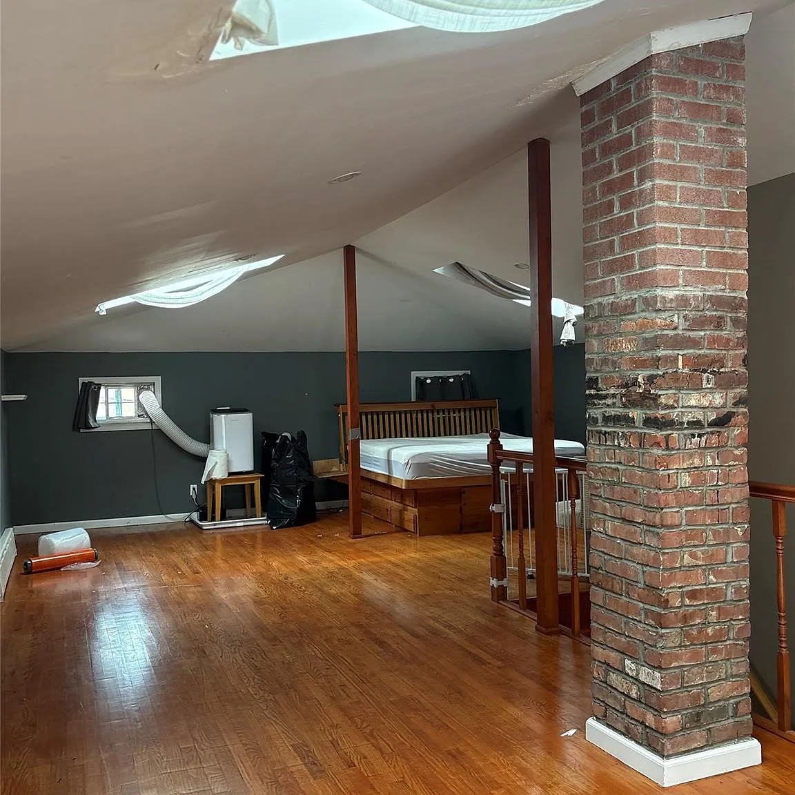 2 bed, 2.0 bath, 4735 sqft, $3,200 — Photo 4