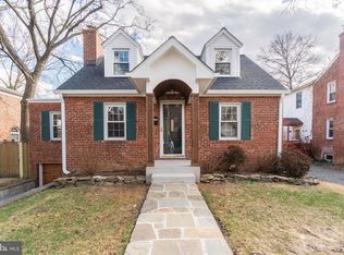 2814 12th St S, Arlington, VA 22204