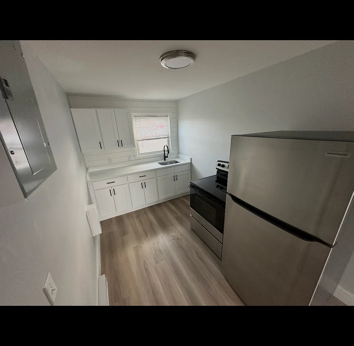 1 bed, $2,100 — Photo 1