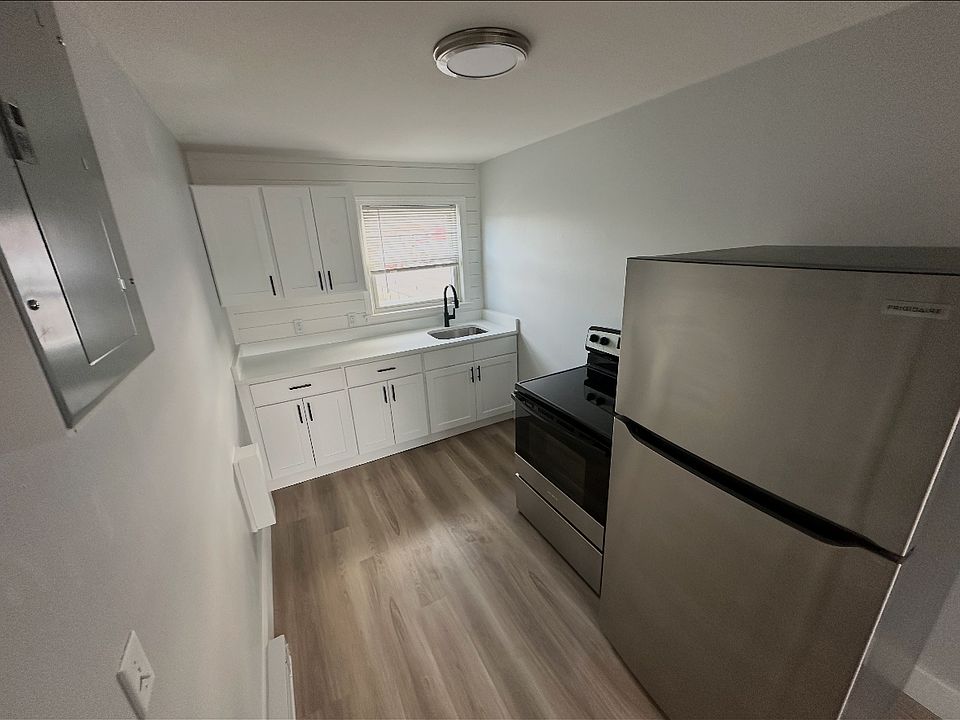 1st image of 44 B St #5