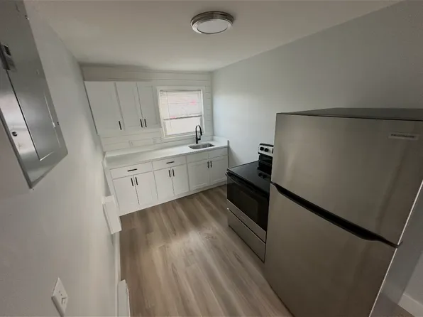 44 B St #5, Hull, MA 02045