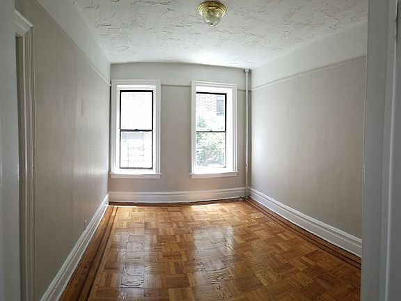 4th image of 902 44th St APT A7