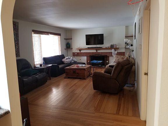 2nd image of 2194 Airedale Ave