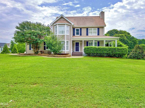 89 Crescent Dr, Newnan, GA 30265