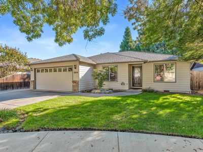 1949 McKenzie Dr, Medford, OR, 97501