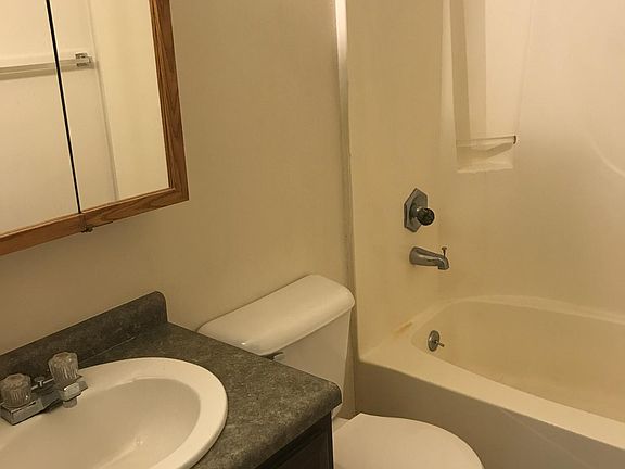 5th image of 2323 N Kruse Ave #4