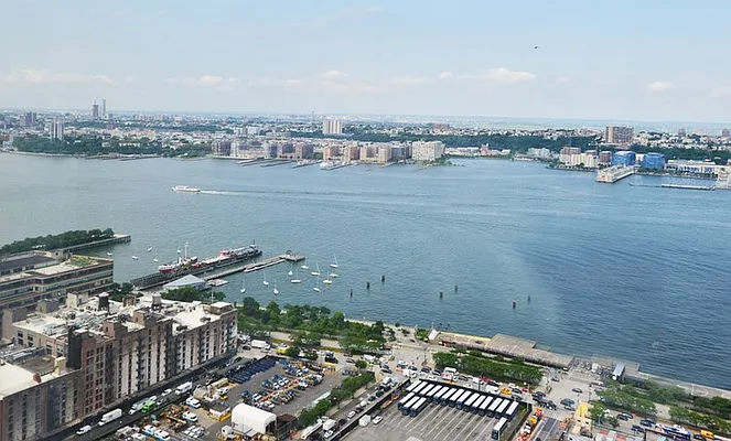 Rented by Brown Harris Stevens | media 29