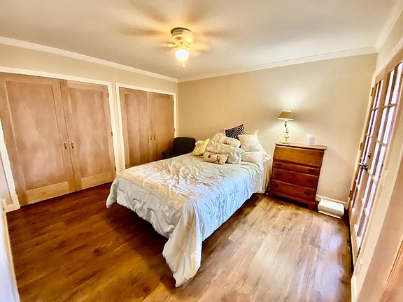 5th image of 500 Glenwood Cir APT 530