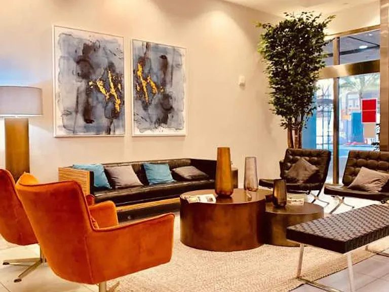 Building's Lounge