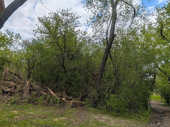 2nd image of W7598 HIGHWAY 11