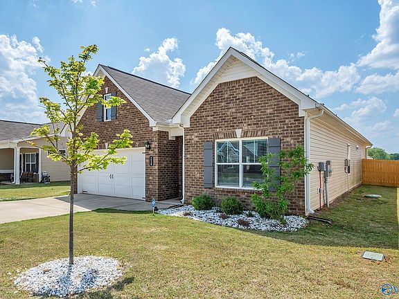 3rd image of 114 Emma Grace Ln