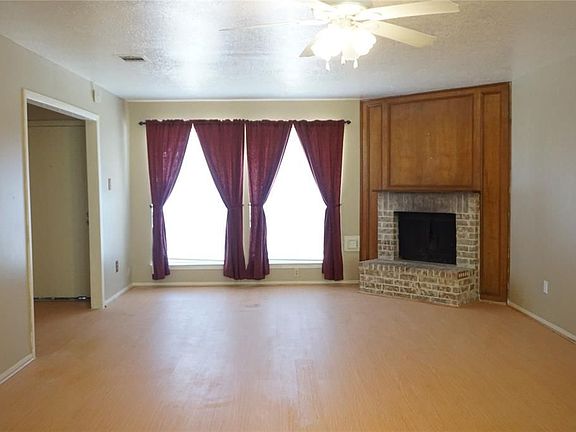 4th image of 10815 Sugar Hill Dr APT A