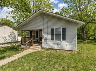 229 5th St, Park Hills, MO 63601