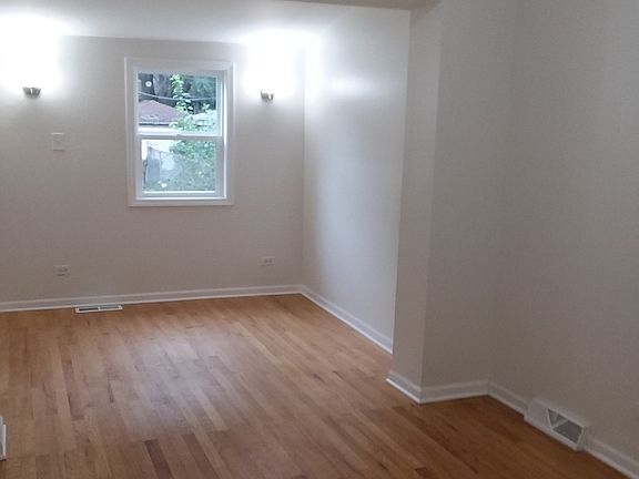 5th image of 8105 S Woodlawn Ave