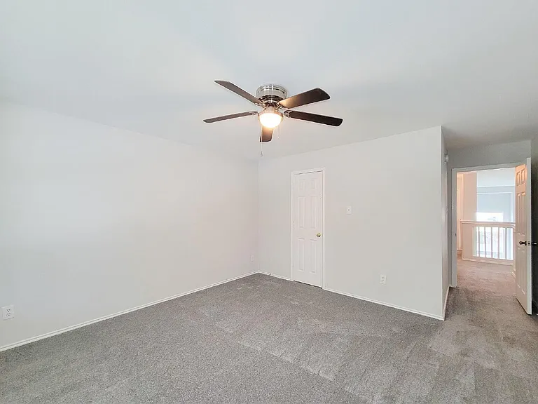 19726 Lindenfield Ct — Photo 46