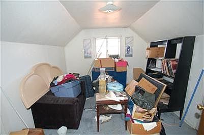 5th image of 28 Julia Ave