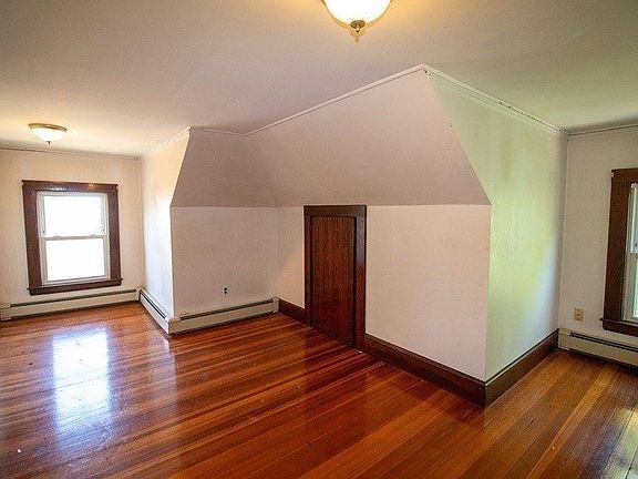 5th image of 86 Walnut Ave Floor 2