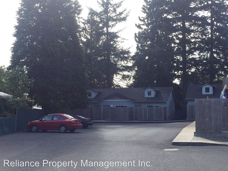2nd image of 2369 Columbia Blvd APT 09