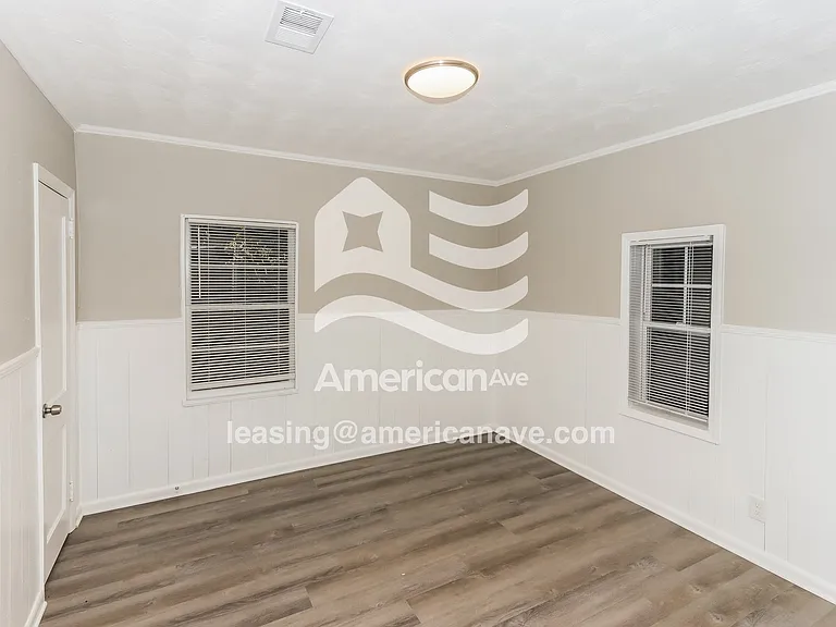 1765151_014_wm_-_bedroom_13186793.jpg