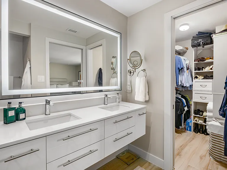7608 Riverbrook Dr — Photo 13