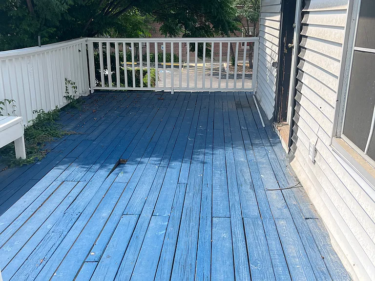 1207 McCullough Ave — Photo 12