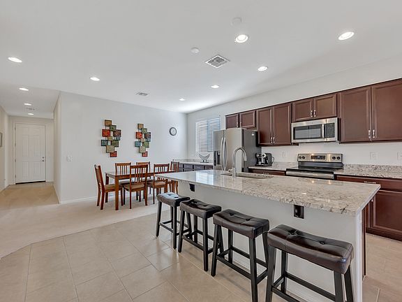 2nd image of 302 N 79th Pl