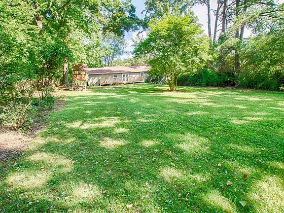 5th image of 11109 Hughlan Dr