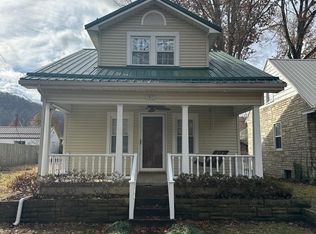 5205 Staunton Ave SE, Charleston, WV 25304