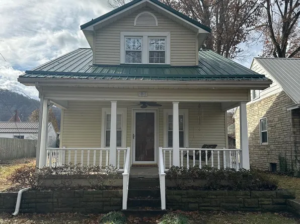 5205 Staunton Ave SE, Charleston, WV 25304