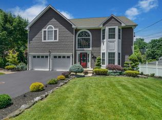312 Tabb Ave, Piscataway, NJ 08854