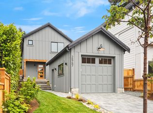 2547 NE 92nd St, Seattle, WA 98115