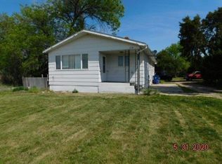 630 W 1st St, Sutherland, NE 69165