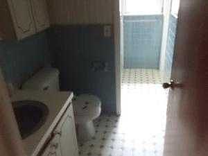 2nd image of 1017 N Poplar St