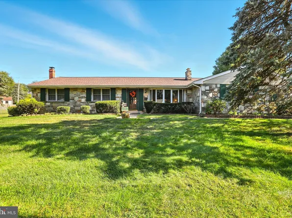 4510 Fayette Dr, Bristol, PA 19007