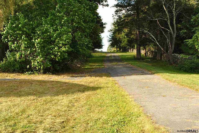 4th image of 119 TRACY Road