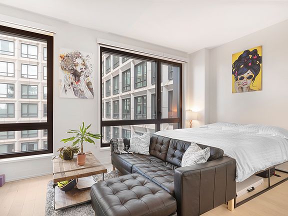3rd image of 550 Vanderbilt Ave #626
