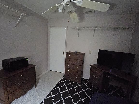 3rd image of 12023 Vermillion Way #B