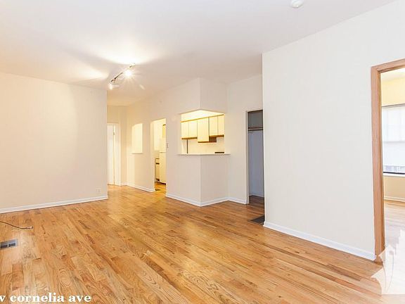 2nd image of 654 W Cornelia Ave #122