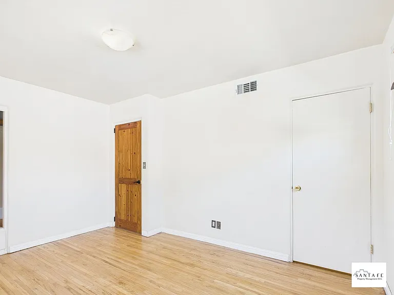 204 Solana Dr — Photo 15
