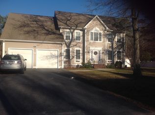 90 Cathedral Dr, Attleboro, MA 02703